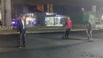 محافظ الغربية يتابع أعمال رصف وتطوير شارع البحر بالمحلة الكبرى (صور)