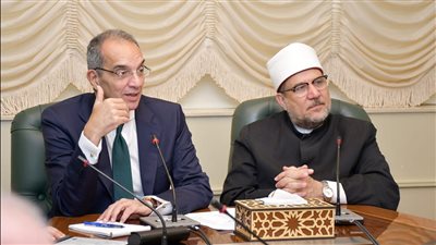 مختار جمعة وعمرو طلعت يبحثان التعاون المشترك وإنهاء التحول الرقمي بهيئة الأوقاف 