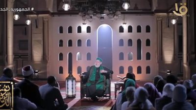 بعد إثارتها في مسلسل صلة رحم، علي جمعة يوضح حكم تأجير الأرحام وتجميد البويضات (فيديو)