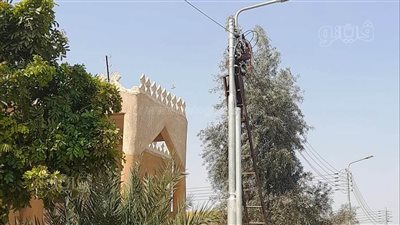 بعد مطالبات الأهالي لمدة 29 سنة، توصيل التيار الكهربائي لعدد من نجوع أسوان (صور)