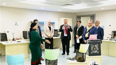 معهد بحوث الإلكترونيات يستقبل وفد المنظمة الدولية للتعاون الاقتصادي 