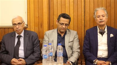 سياسيون وصحفيون وإعلاميون وكبار القراء في عزاء الشيخ سعد النمر العدوي (صور)