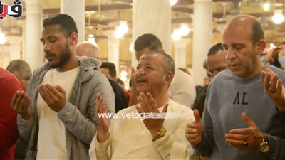 طلب العفو والنصر لغزة، أبرز دعوات المصريين في ليلة القدر (فيديو)