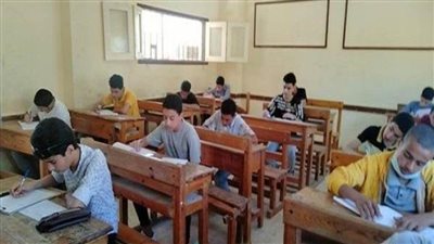 التعليم تستعد لامتحانات نهاية العام.. الثانوية العامة 22 يونيو.. الدبلومات الفنية 25 مايو.. وحجازي يشدد على تأمين أعمال الكنترولات واللجان 