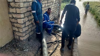 محافظ الإسماعيلية يشيد بجهود الجهات التنفيذية في التعامل مع انهيار جسر ترعة السويس  