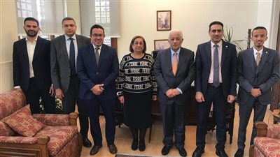 التخطيط تعقد اجتماعًا مع جامعات مستدامة بالتعاون مع جامعة القاهرة وبنك المعرفة المصري