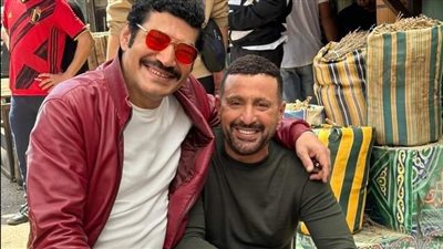 استمرار تصوير العتاولة حتى الأسبوع الأخير من رمضان، والأجواء الكوميدية تملأ اللوكيشن (فيديو وصور)