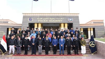 أكاديمية الشرطة تستقبل وفدًا من طلبة العربية للعلوم والتكنولوجيا والنقل البحري (صور)