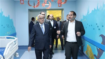 وزير التعليم يزور مستشفى الناس ويشيد بالخدمات الطبية المقدمة للمرضى 