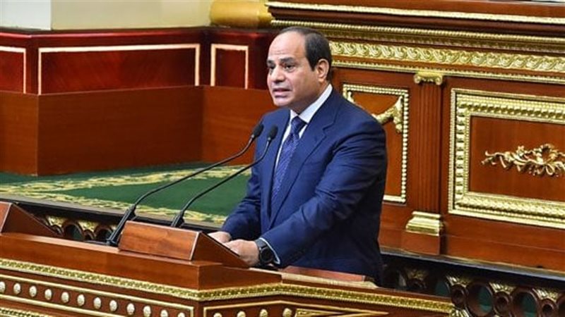الرئيس السيسي يؤدي