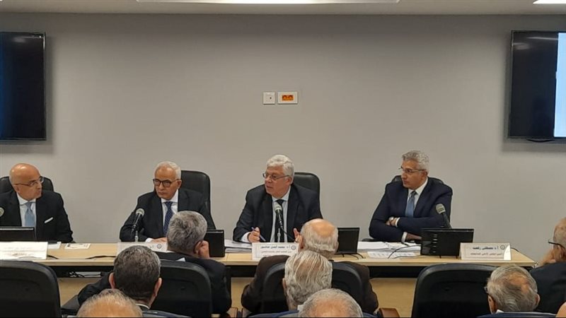الدكتور أيمن عاشور