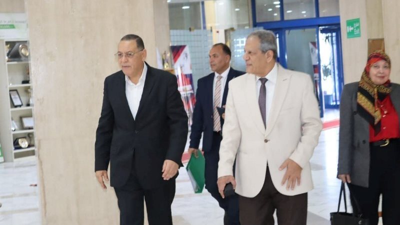 محافظ الشرقية يشارك