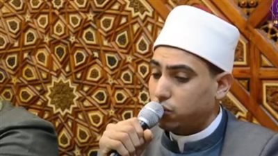 تلاوة رائعة للقارئ الشيخ أحمد عبد الهادي من سورة يونس (فيديو)