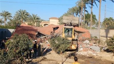 إزالة عقارات مخالفة في حملة بأوسيم في الجيزة (صور)