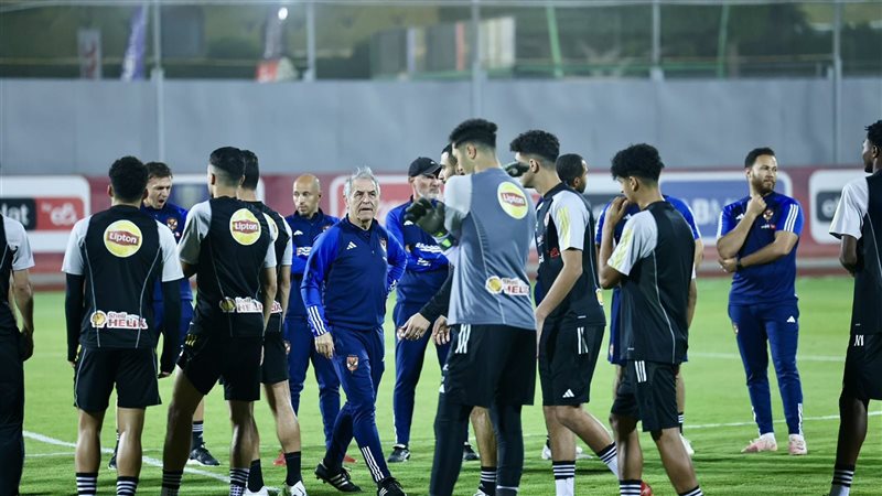 تدريبات الأهلي، فيتو