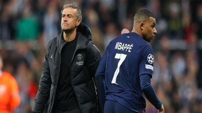 بسبب برشلونة، إنريكي يوجه رسالة للاعبي باريس سان جيرمان 