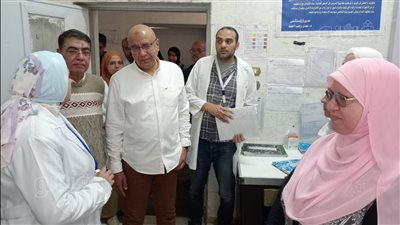 وكيل صحة بني سويف يتابع تطبيق لائحة الأسعار الجديدة بمستشفى الرمد