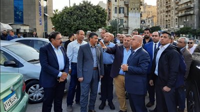 وزير النقل يتفقد المرحلة الأولى من مشروع مترو الإسكندرية 