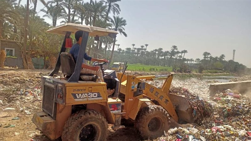 حملة نظافة بطريق