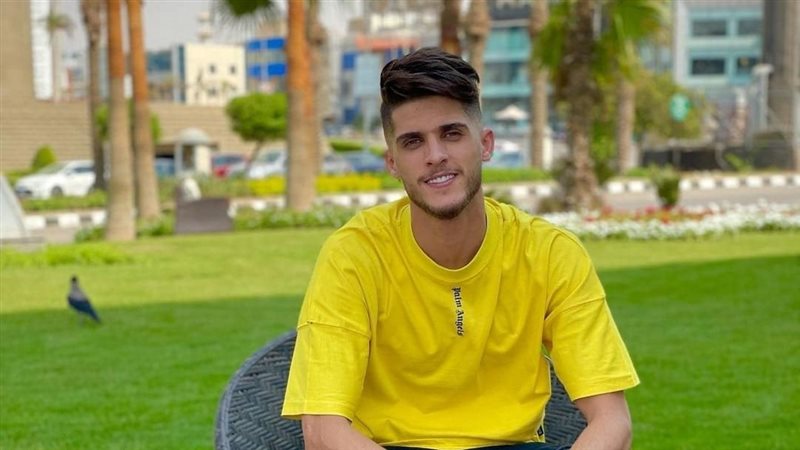 أحمد الشيخ لاعب الإسماعيلي،