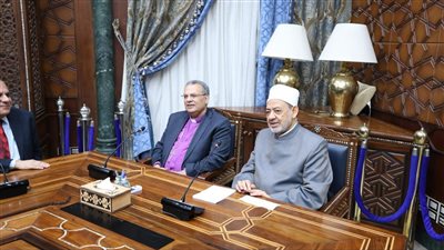 شيخ الأزهر: لم أر في حياتي وحشية وهمجية أكبر مما يمارسه الكيان المنحل في أبناء غزة