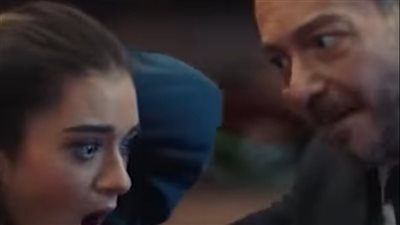  ضرب أحمد زاهر لابنته ملك بمسلسل محارب يثير تفاعل رواد السوشيال ميديا (فيديو)