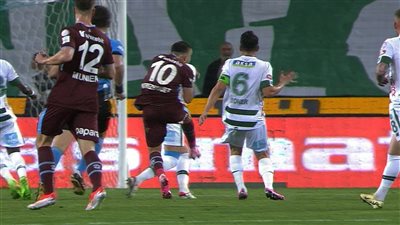  طرابزون يتقدم على قونيا بهدف تريزيجيه في الشوط الأول بالدوري التركي (فيديو)