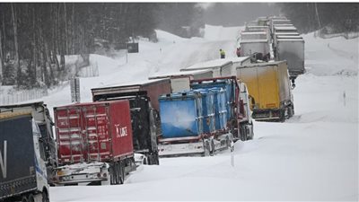 عاصفة ثلجية ربيعية تضرب السويد