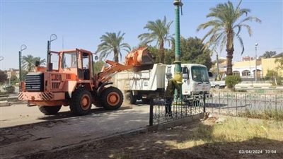 مبادرات يومية لتحسين نظافة مدينة الخارجة استعدادًا لعيد الفطر المبارك 