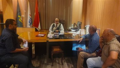 صحة أسيوط تناقش توفير برامج التثقيف الصحي والتوعية بالإجراءات الوقائية