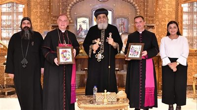 البابا تواضروس الثاني يستقبل سفير الڤاتيكان