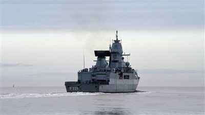 الجيش الأمريكي يعلن تدمير صاروخ مضاد للسفن في منطقة خاضعة للحوثي باليمن