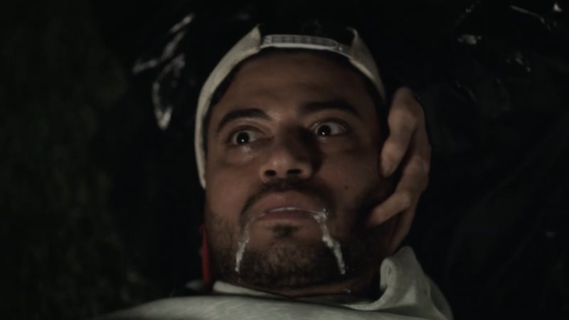 صيد العقارب، فيتو