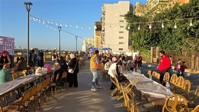 للعام الخامس، استعدادات المنصورة هتفطر مع بعض بأطول مائدة على الممشى السياحي الجديد (صور)