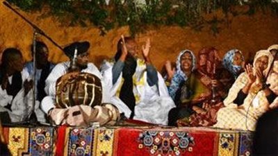 محسن سلام.. من مدرس إنجليزى إلى أشهر مداح للنبى فى محافظة الغربية.. والسر فى رؤية.. سلام: التغنى بحب النبى وسيرته شرف.. وأتمنى إنشاء مدرسة لتعليم الأطفال المديح