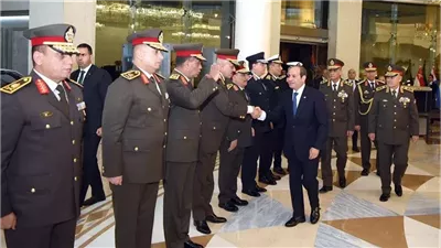 أخبار مصر: القوات المسلحة تهنئ السيسي بتولي فترة رئاسية جديدة، الأوقاف تحقق أعلى عائد يومي وأعلى عائد شهري لصكوك الإطعام