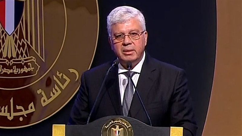 الدكتور إيمن عاشور،فيتو