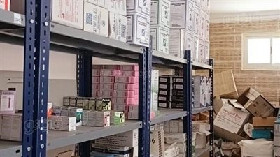 ضبط مخزنين مستلزمات طبية ومزاولة مهنة بدون ترخيص في الساحل (صور)