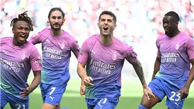 على رأسهم نجم الجزائر، ميلان يحدد قائمة الراحلين