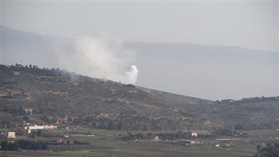 الطيران الإسرائيلي يقصف مركبتين في بلدة الشهابية جنوب لبنان