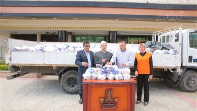 محافظ كفرالشيخ: توزيع 1000 شنطة رمضانية على الأسر الأولى بالرعاية 