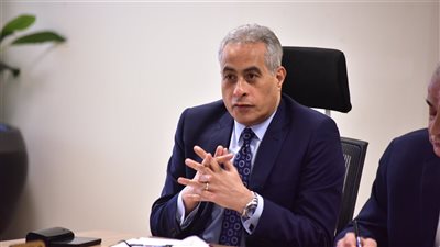 وزير العمل يؤكد تضافر الجهود لتنفيذ برامج ربط التدريب المهني باحتياجات الأسواق