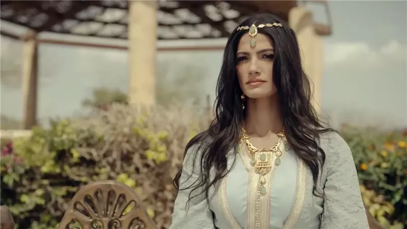 تارا عماد، فيتو 