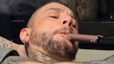 الجمهور يفتح النار على الفيشاوي بسبب تاتو جديد (فيديو)