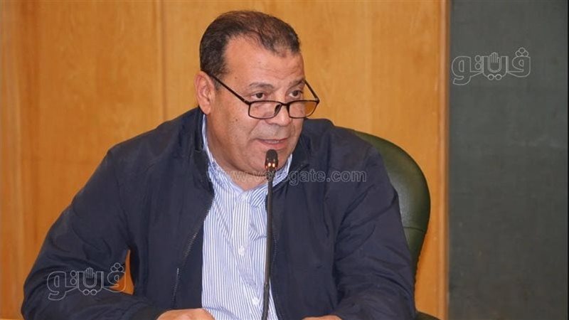 عصام كامل، فيتو