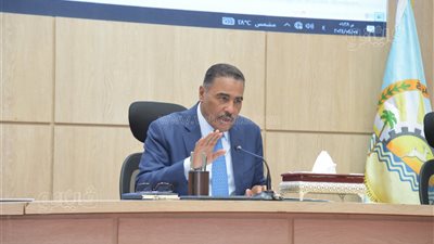 محافظ مطروح يناقش خطة الاستعدادات النهائية لاستقبال عيد الفطر المبارك (صور)