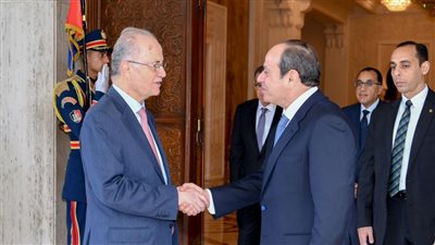 السيسي لرئيس وزراء فلسطين: مصر ستظل دومًا على موقفها الداعم للقضية الفلسطينية