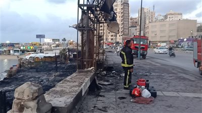 النيران تلتهم نادي الصيادلة بالإسكندرية قبل افتتاحه رسميا (صور)