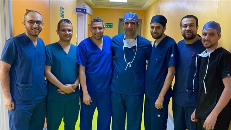 فريق أطباء جامعة