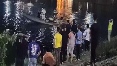 تفاصيل غرق 5 أشخاص من أسرة واحدة في سقوط ميكروباص بنيل بني سويف